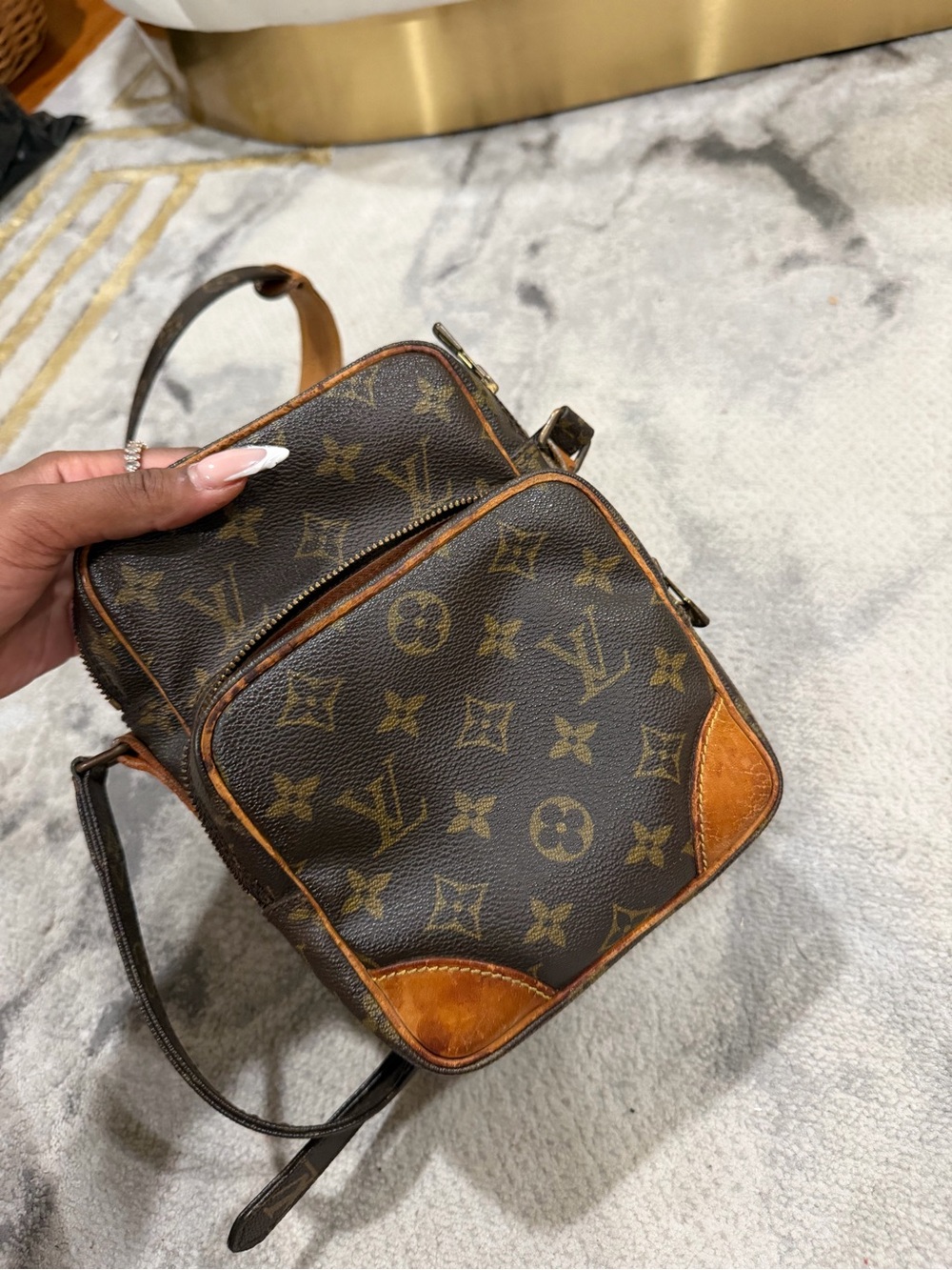 Vintage Louis Vuitton crossbody bag